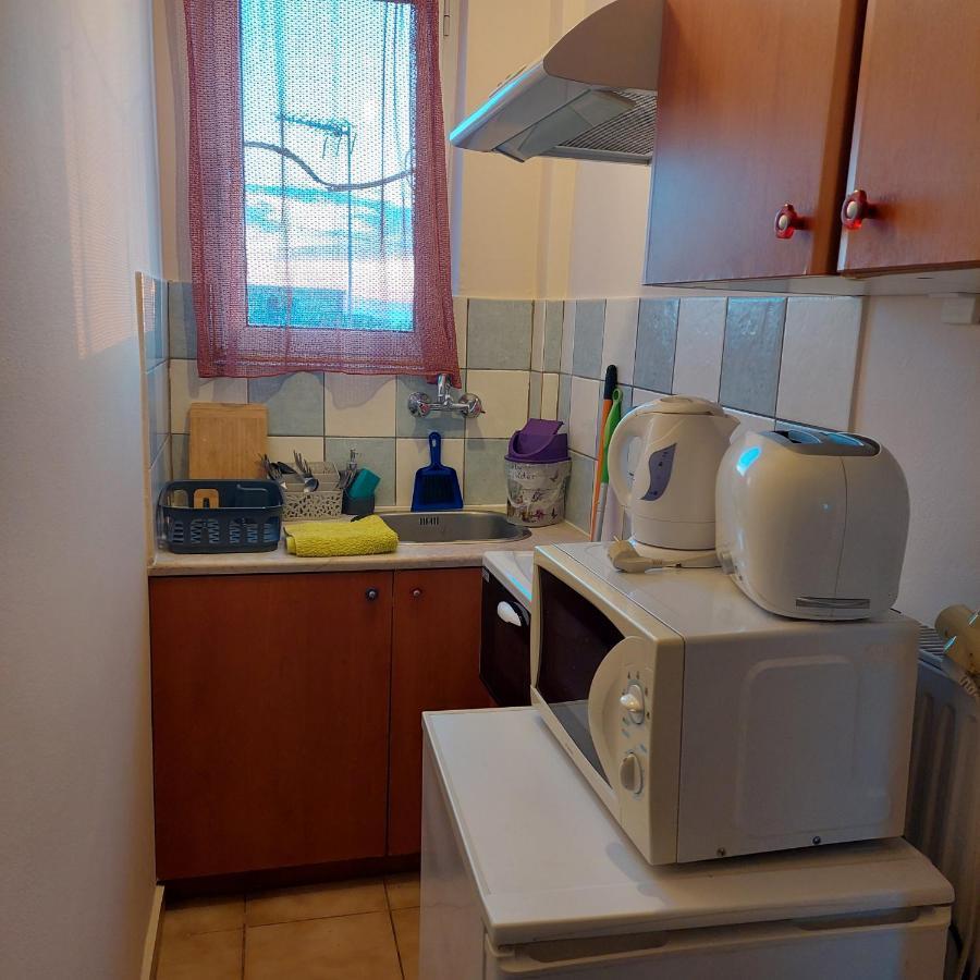 Urban Penthouse Apartment Патра Екстериор снимка