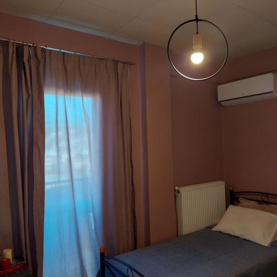 Urban Penthouse Apartment Патра Екстериор снимка